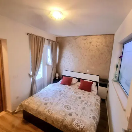 아파트 Luxury Oasis