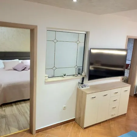 Luxury Oasis * 마카르스카