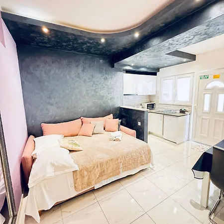 דירה Luxury Oasis מאקרסקה