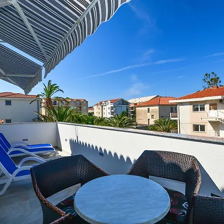 Luxury Oasis * 마카르스카