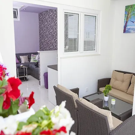 Luxury Oasis ماكارسكا