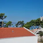 Luxury Oasis מאקרסקה