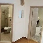 Luxury Oasis شقة ماكارسكا