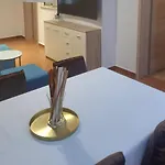 דירה Luxury Oasis