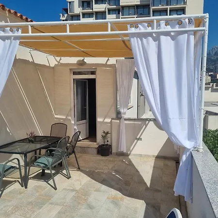 Luxury Oasis Apartment Makarska